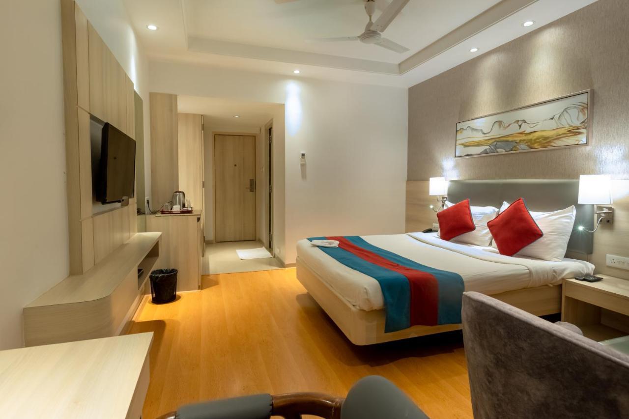 Freesia By Express Inn Palghar Екстер'єр фото