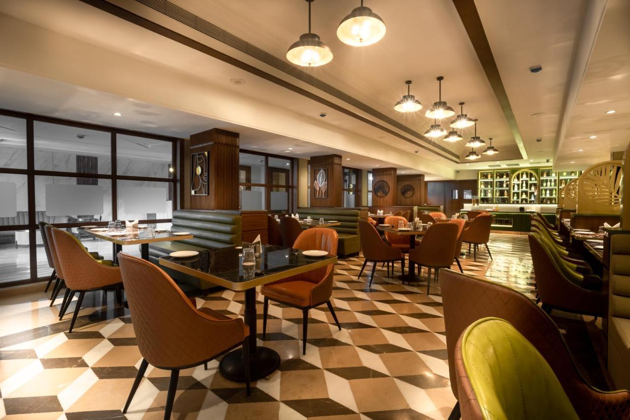 Freesia By Express Inn Palghar Екстер'єр фото