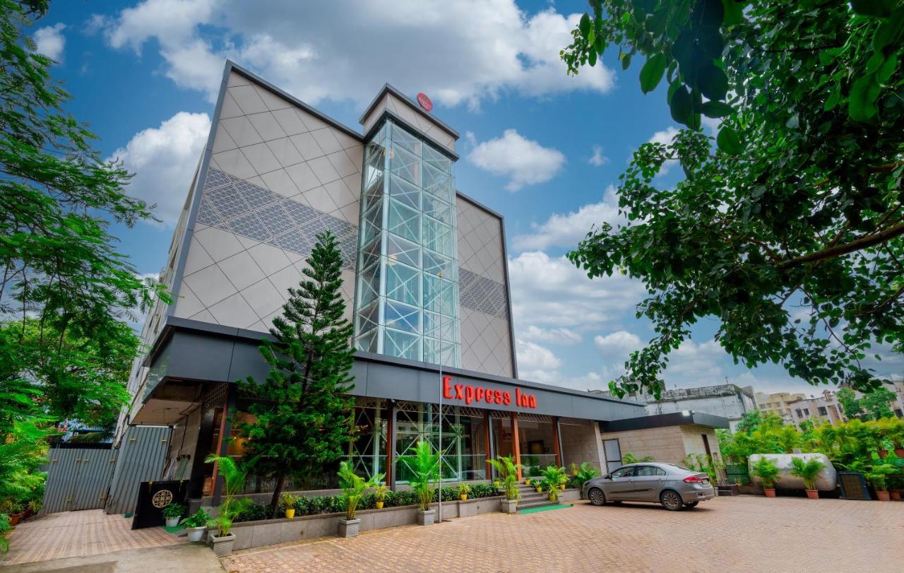 Freesia By Express Inn Palghar Екстер'єр фото